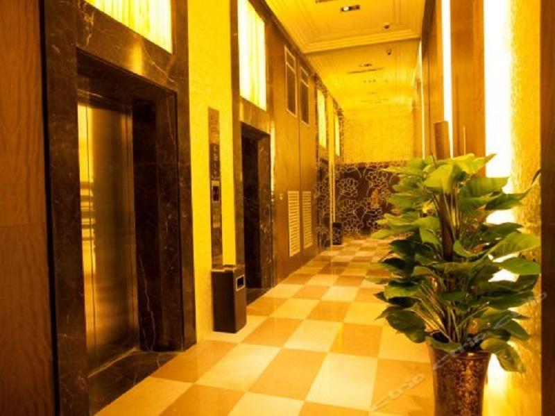 Jinjiang Metropolo Hotel Zhengzhou Erqi Exterior photo